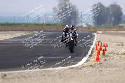 media/Jun-07-2025-TrackDaz (Sat) [[4413525952]]/B Group/220pm (Turn 9)/